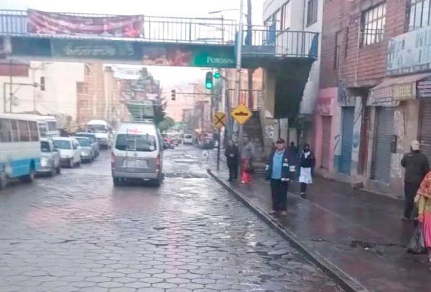 La lluvia llega a la Villa Imperial al margen de pronósticos del Senamhi