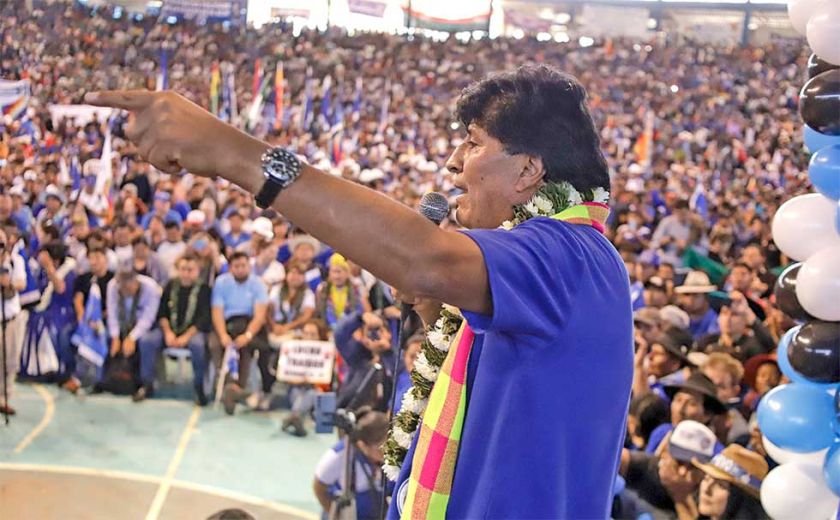 Definen movilizaciones en defensa de Evo