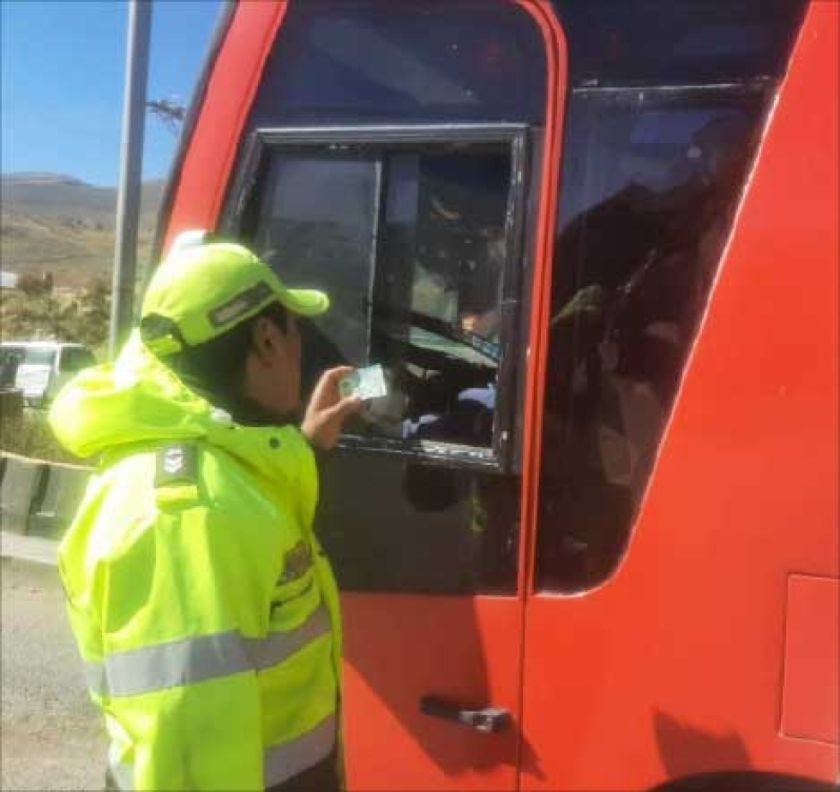 Policía efectuó fuerte control en Manquiri