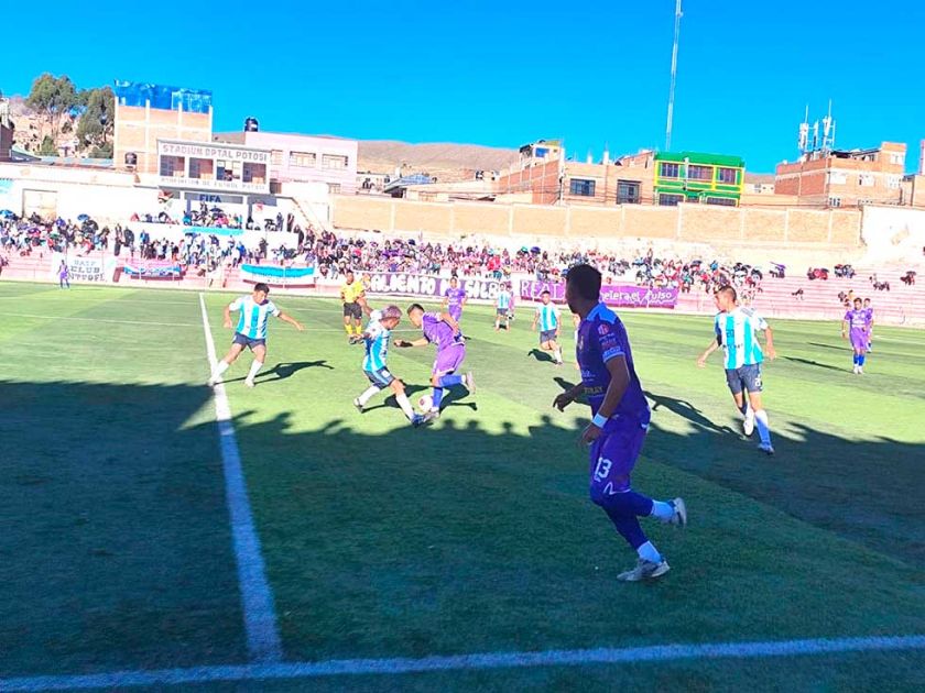 Real y Humi se mantienen en la cima del torneo