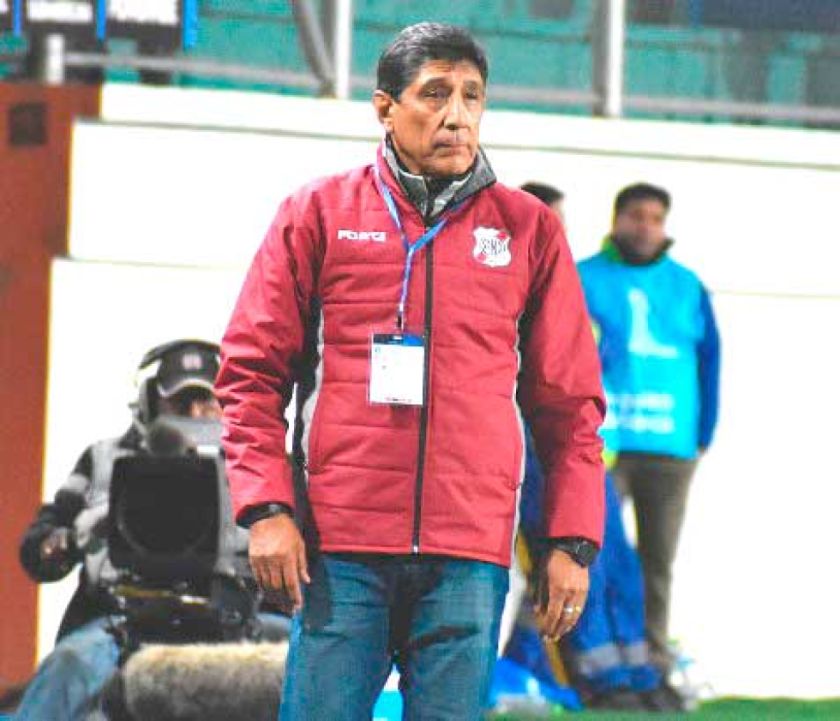 La banda roja cierra sus prácticas esta tarde en la sede de Gobierno