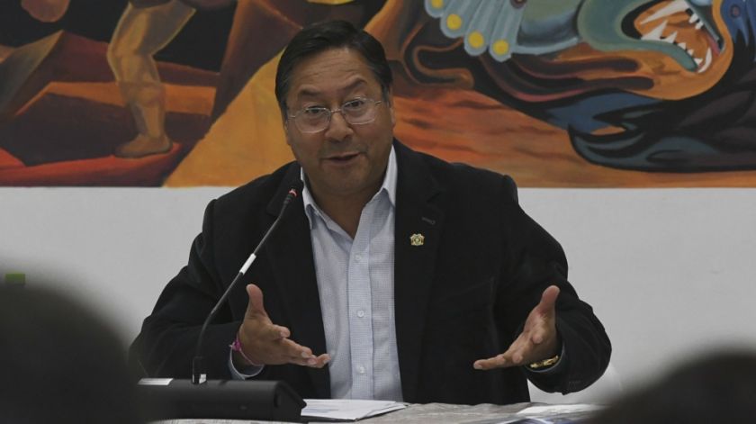 Anulan decreto que autorizaba presupuesto para la digitalización de Derechos Reales