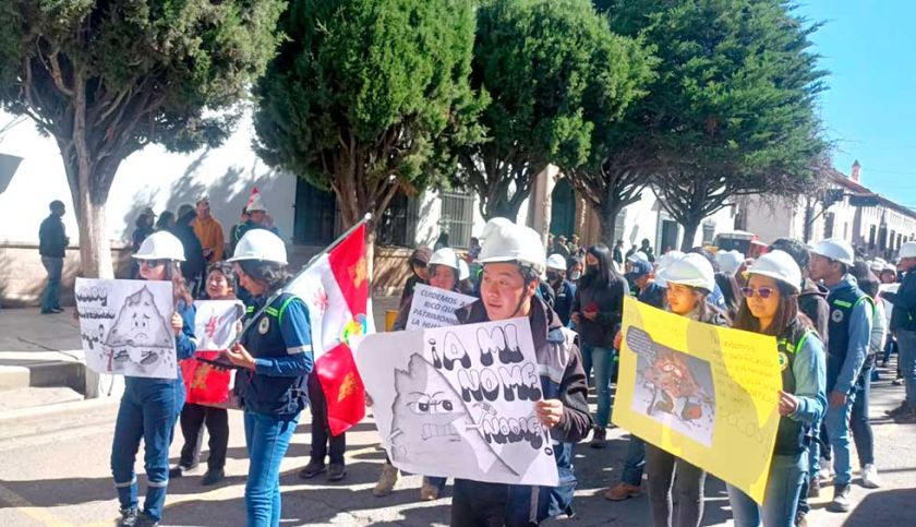 Demandan preservar el Cerro Rico con marcha de protesta