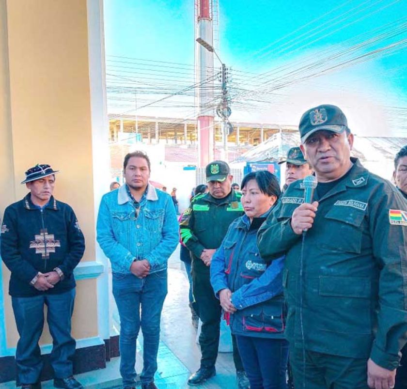 Comandante fortalece la Policía Turística en Uyuni