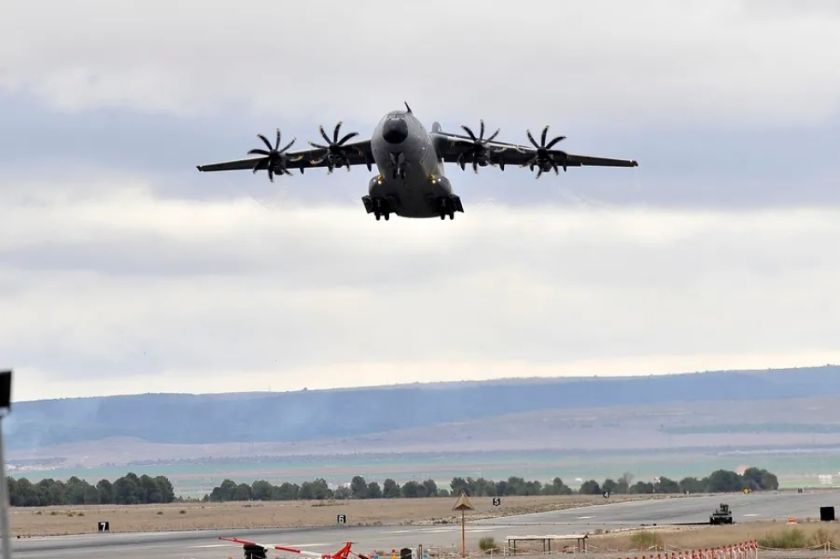 Misiles Patriot, acorazados y obuses: estos son los envíos militares de España a Ucrania