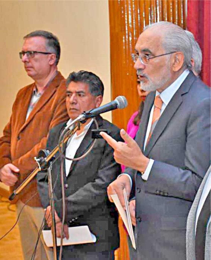 Plantean 6 “acuerdos mínimos” para salir de la “crisis multidimensional”