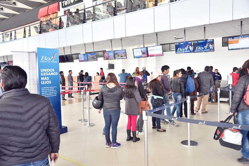 Los vuelos internacionales seránpagados con Bolivianos