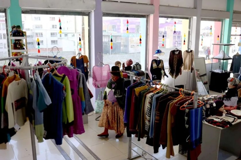 Bolivianas fortalecen sus habilidades como emprendedoras en pos de su autonomía económica