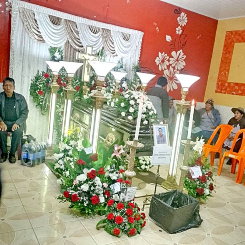 Fallece panadero quemado por marido celoso en Sucre