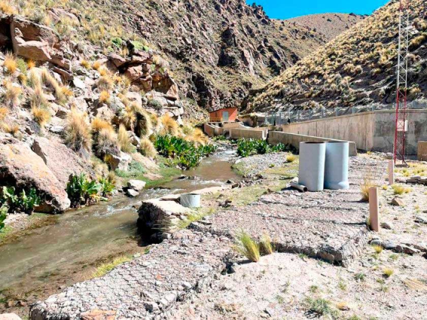 Comunarios del municipio de Porco cuestionan uso del agua del río San Juan