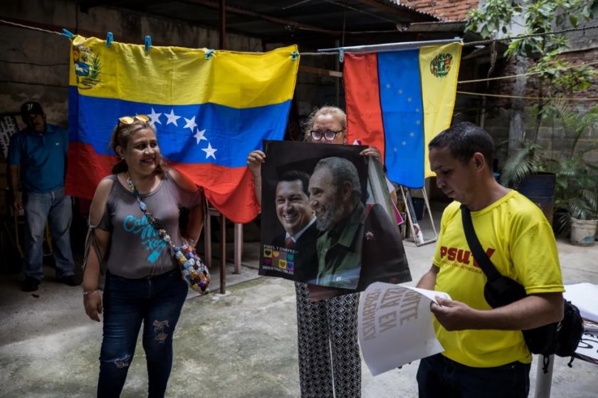 El chavismo contacta a sus simpatizantes en un simulacro para las presidenciales de julio