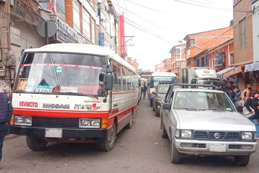 Transporte potosino dividido ante el anuncio de bloqueos