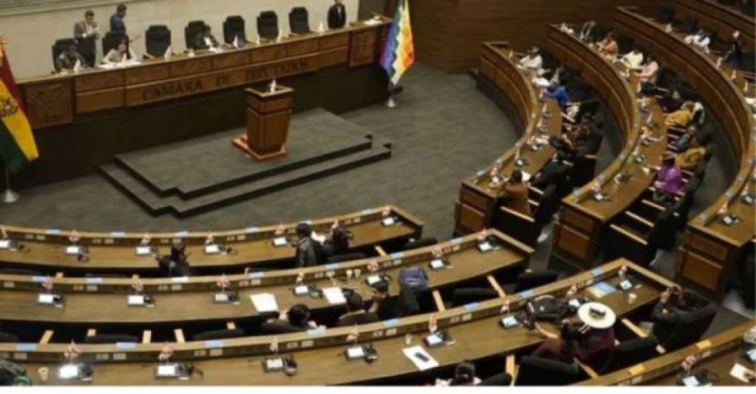 Diputados instalan sesión para analizar millonarios créditos y la adhesión de Bolivia al Mercosur