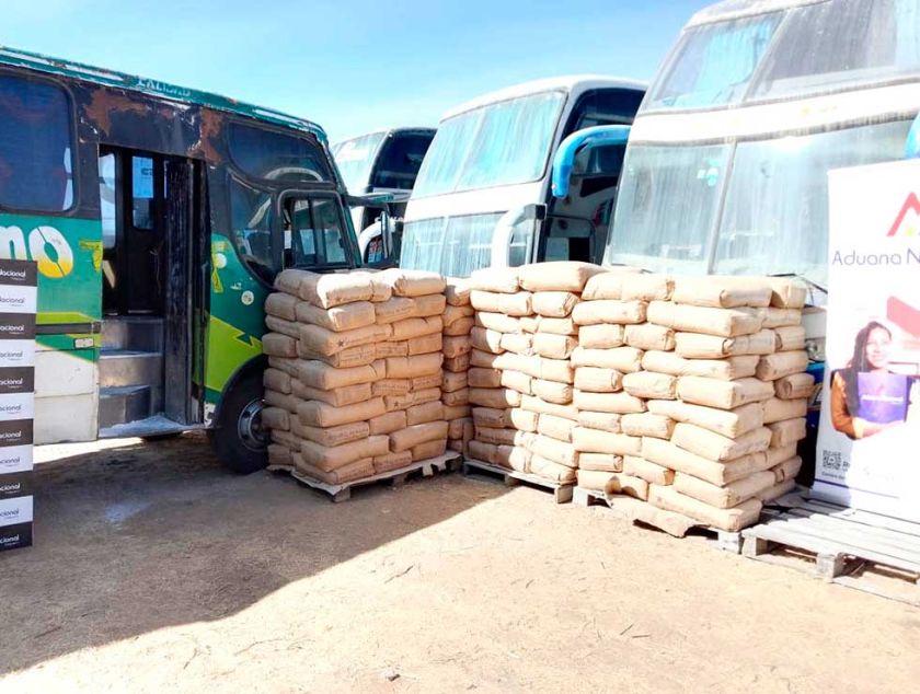Aduana comisa 8,35 toneladas de harina de contrabando en el Departamento de Tarija