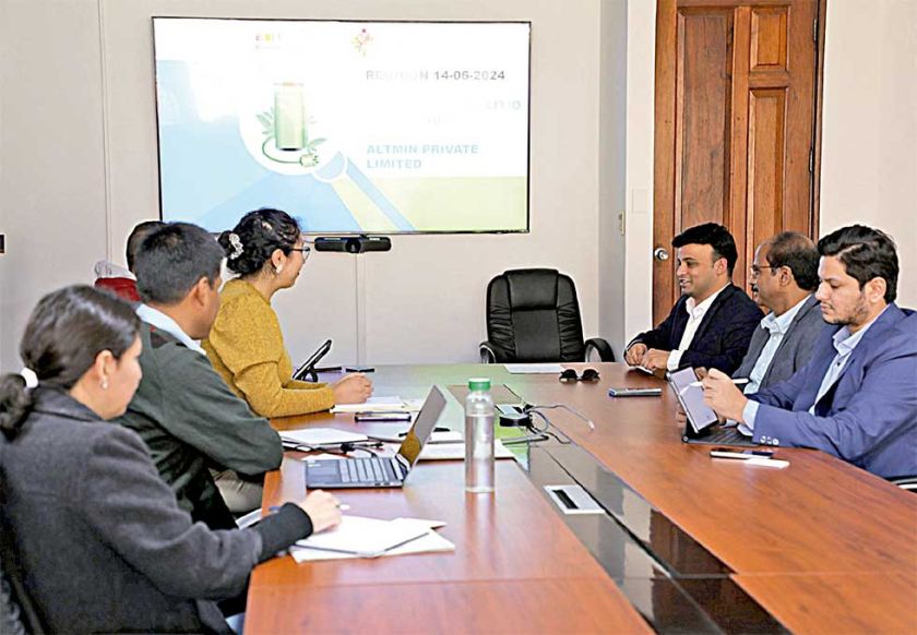 Planta de cátodos de YLB estará lista en noviembre
