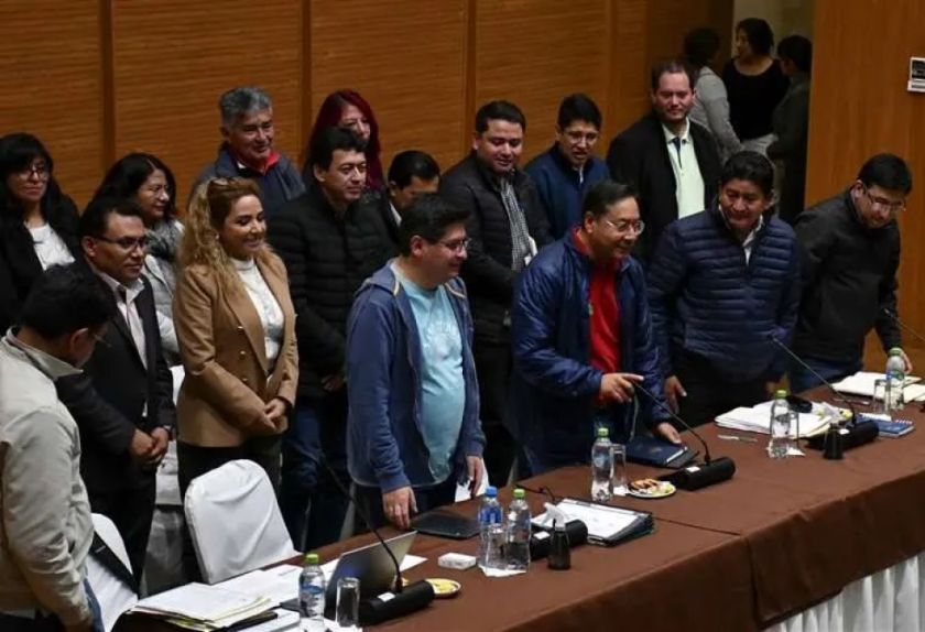 Transporte pesado en el país deja sin efecto los bloqueos de caminos