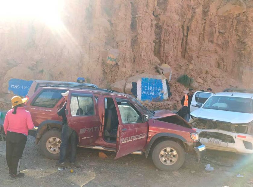 Colisión de vehículos ocasiona seis heridos en la Cueva del Diablo