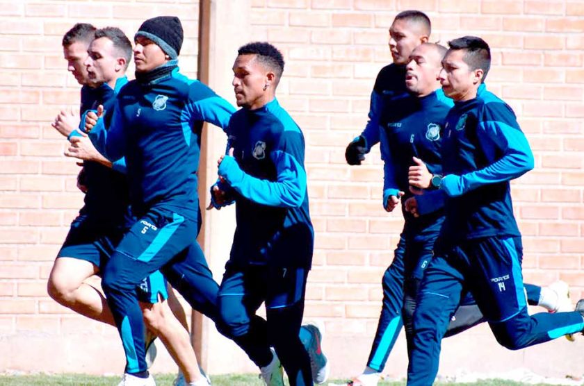 Nacional cierra contrato con Demiquel y Álvarez