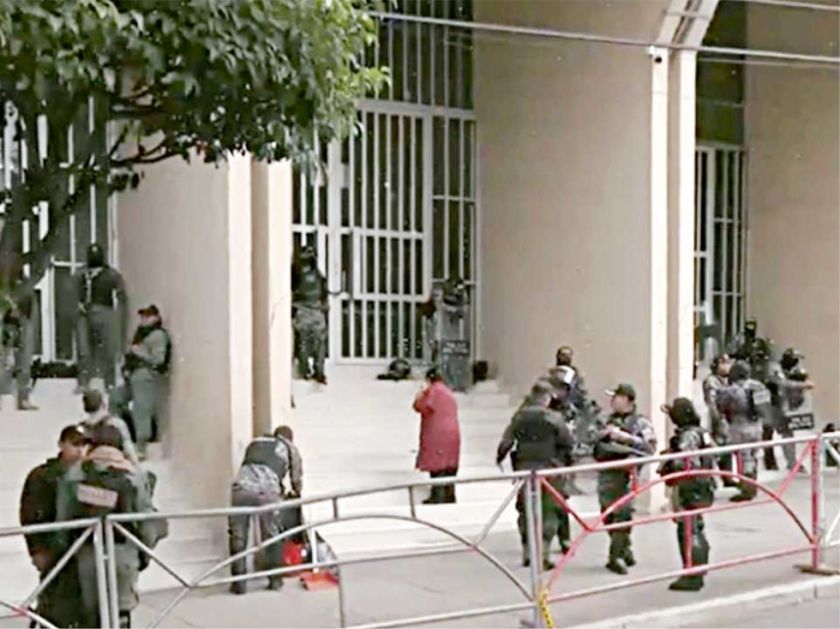 El TCP todavía no resuelve recursos contra Andrónico