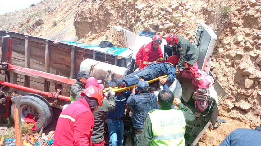 Avanza proyecto de construcción de edificio para Unidad de Bomberos Potosí