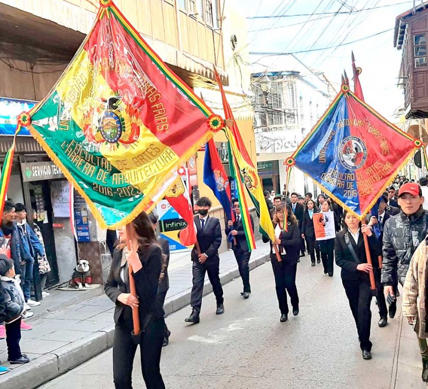Facultad de Artes de la UATF celebró sus 85 años de vida institucional 
