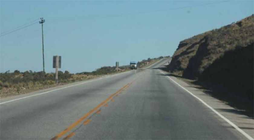 Un niño de siete años muere atropellado tras deambular solo en la carretera La Paz-Oruro
