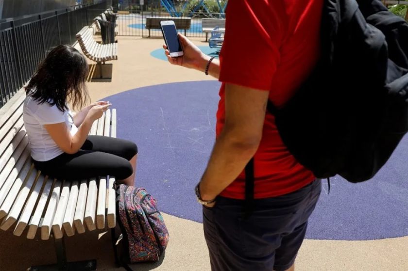 España:Tres de cada cuatro niños y adolescentes han recibido imágenes o mensajes sexuales online