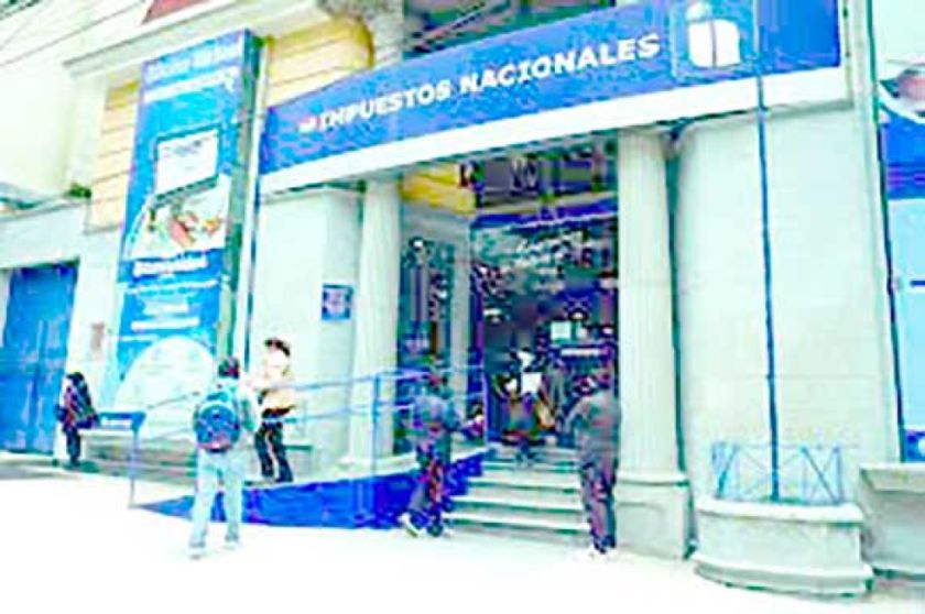 Empresas públicas aportan un tercio de tributos de principales contribuyentes