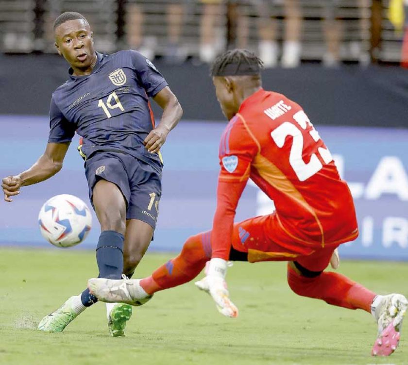 Ecuador le gana a Jamaica y resucita en el GRUPO B