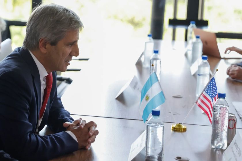Argentina, a “segunda etapa” de plan económico eliminando otra causa de emisión de dinero