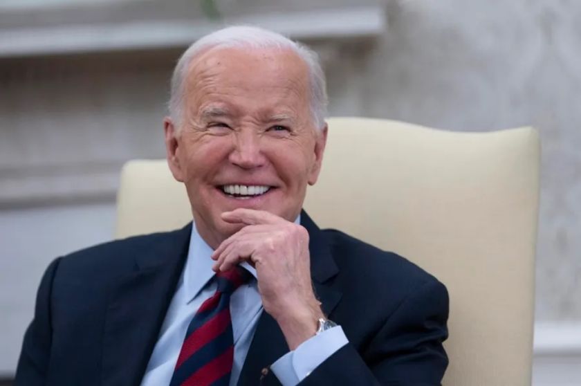 La familia de Biden le anima a continuar con su campaña para la reelección