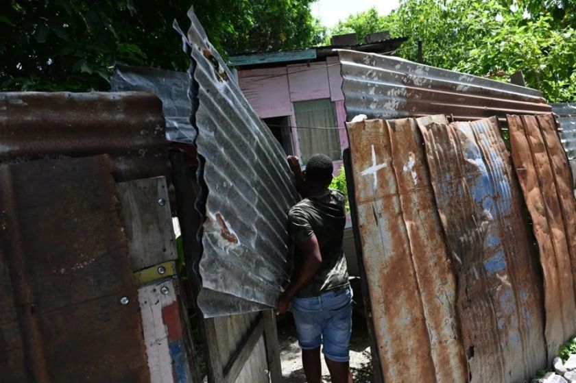 Beryl llegará a Jamaica con fuerza de huracán mayor y amenaza a México y Belice