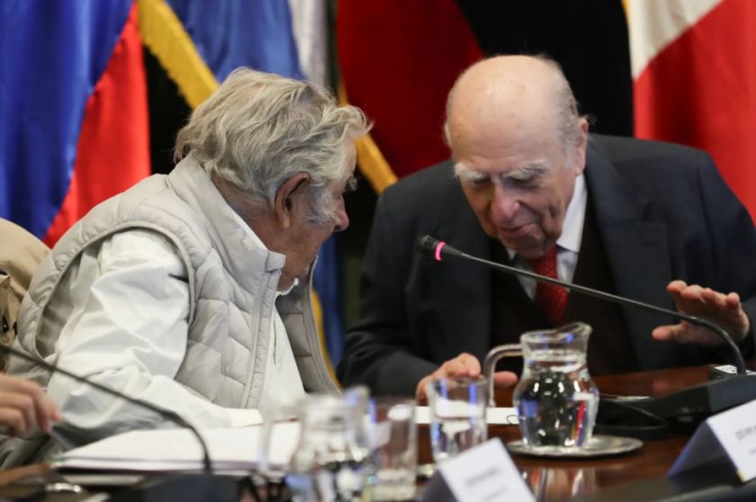 Mujica y Sanguinetti piden voluntad política para impulsar la integración en Latinoamérica