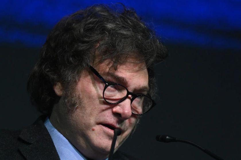 Javier Milei clausura cita de ultraderechistas en Brasil sin ninguna mención a Lula