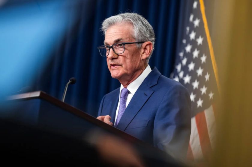 Powell reconoce avances en la inflación y confía en datos similares para bajar los tipos