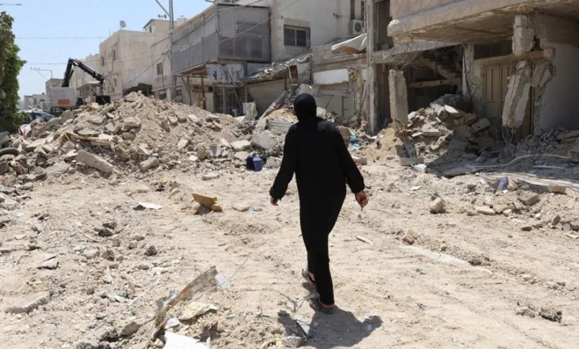 Hallan 60 cadáveres en Shujaiya, ciudad de Gaza, tras la retirada de las tropas israelíes