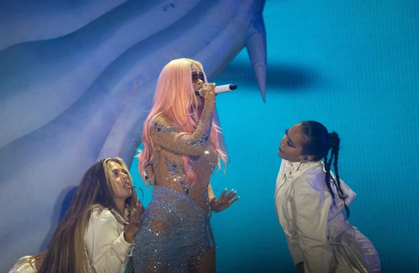 Karol G retransmitará por YouTube el último concierto de su gira ‘Mañana Será Bonito’