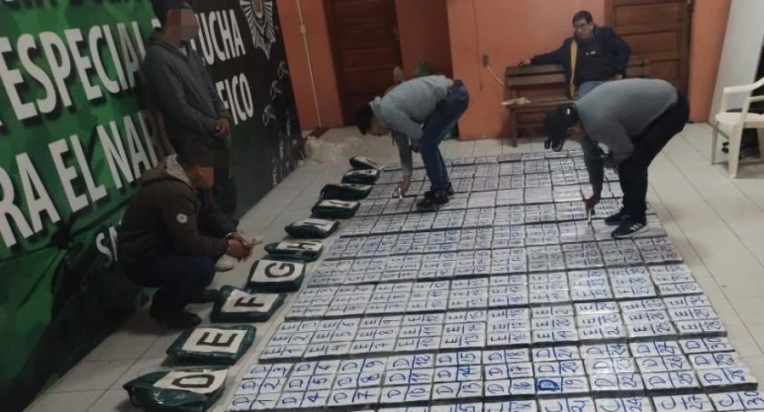 Cargaban droga a una avioneta: Caen dos hombres por tráfico de más de 400 kilos de cocaína