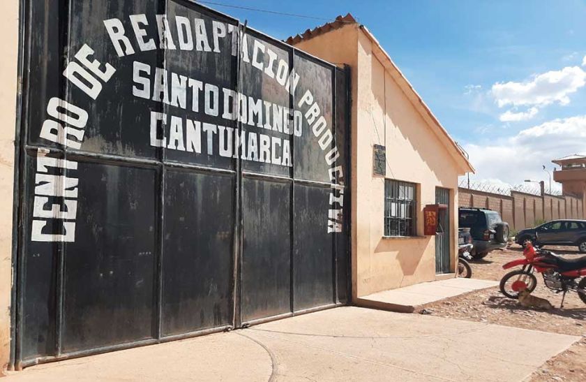 Reportan la muerte de un interno de Cantumarca