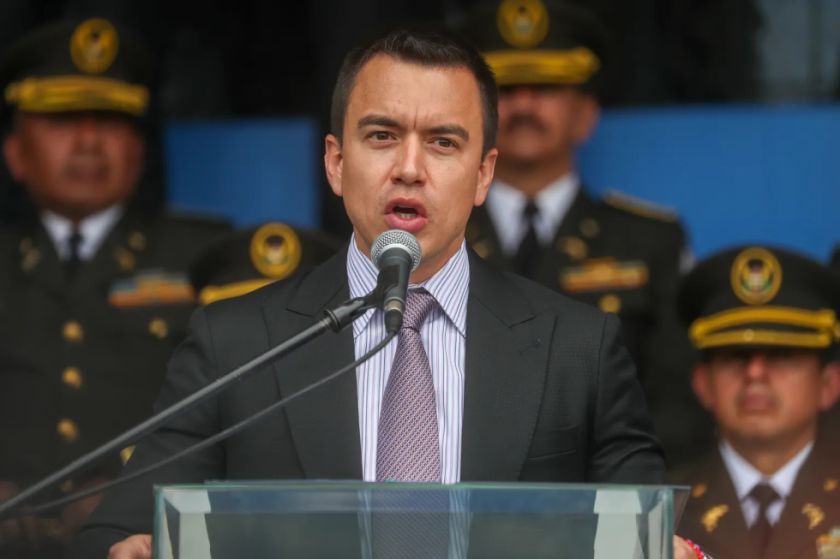 Noboa: “Las mafias tienen las horas contadas” en la zona afectada por el narcotráfico en Ecuador