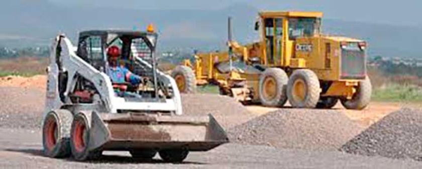 Denuncian que detuvieron las obras de la pista de aterrizaje 