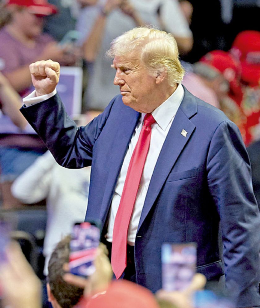 Donald Trump tiene una herida de 2 centímetros 