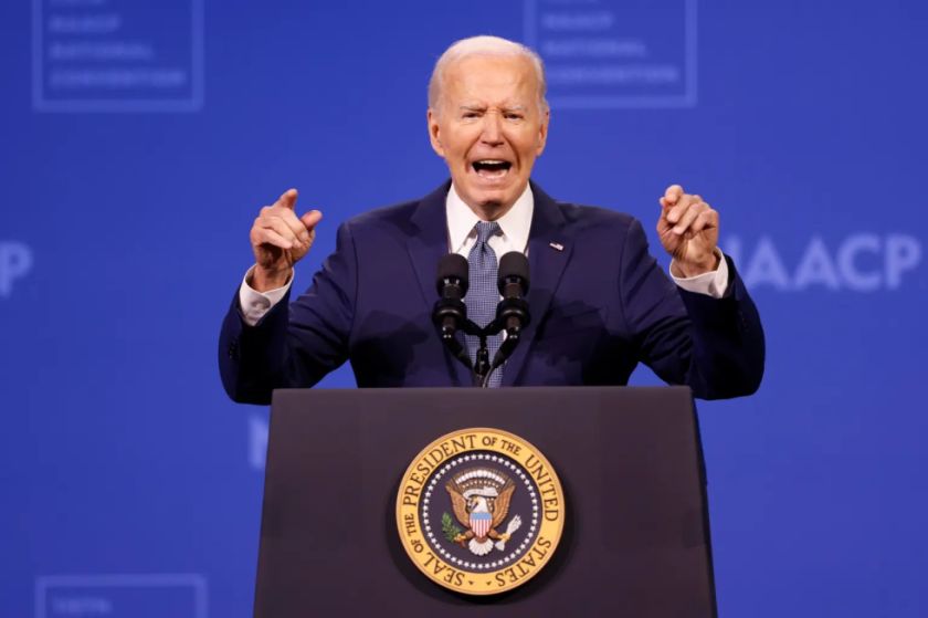 Aumenta la presión sobre el candidato Biden a abandonar mientras Trump endurece el tono