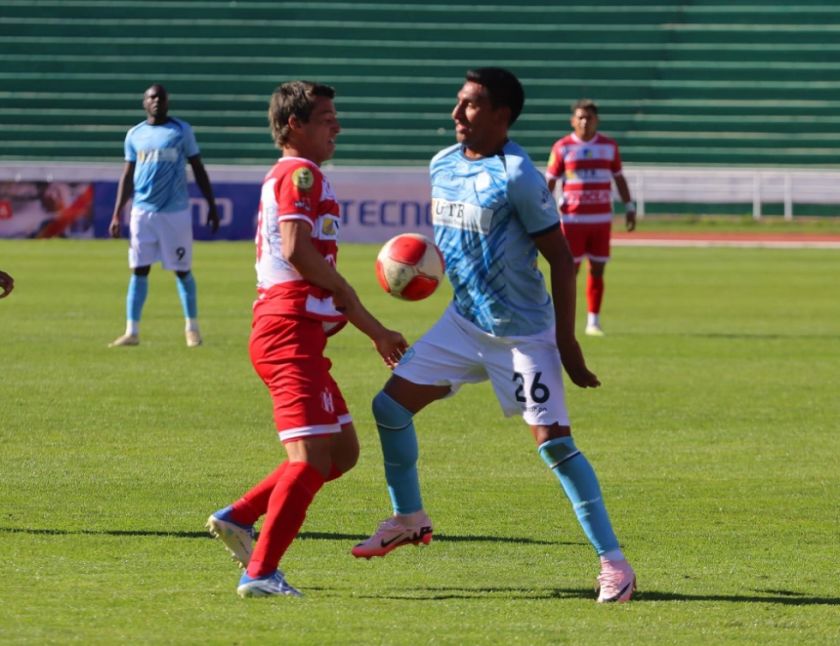 Independiente le quita el invicto a Aurora en un partido de 114 minutos