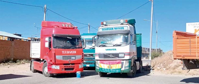 Transporte anuncia bloqueo de calles desde mañana en Potosí