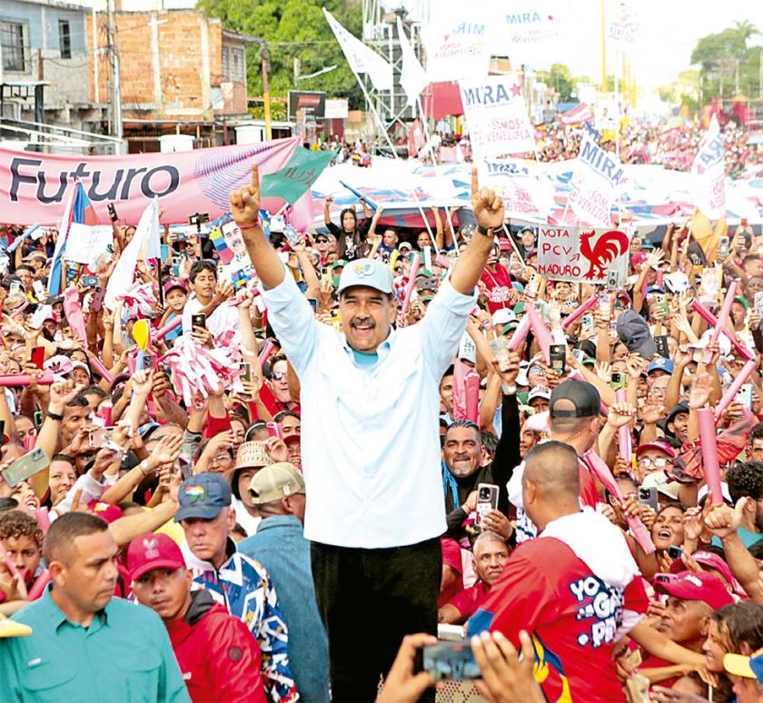 Maduro vuelve a hablar de un “baño de sangre”