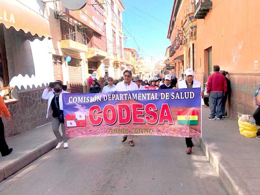 Reactivan protesta en contra de la "jubilación forzosa"
