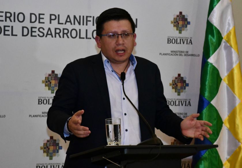 Créditos: Gobierno reporta desembolso de $us 1.737 millones de $us 3.898 millones aprobados