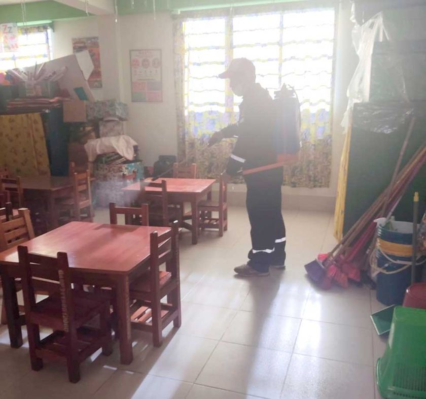 Desinfectan las escuelas desde hoy hasta el sábado