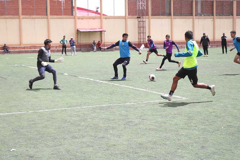 Real se refuerza con jugadores de la División Profesional 